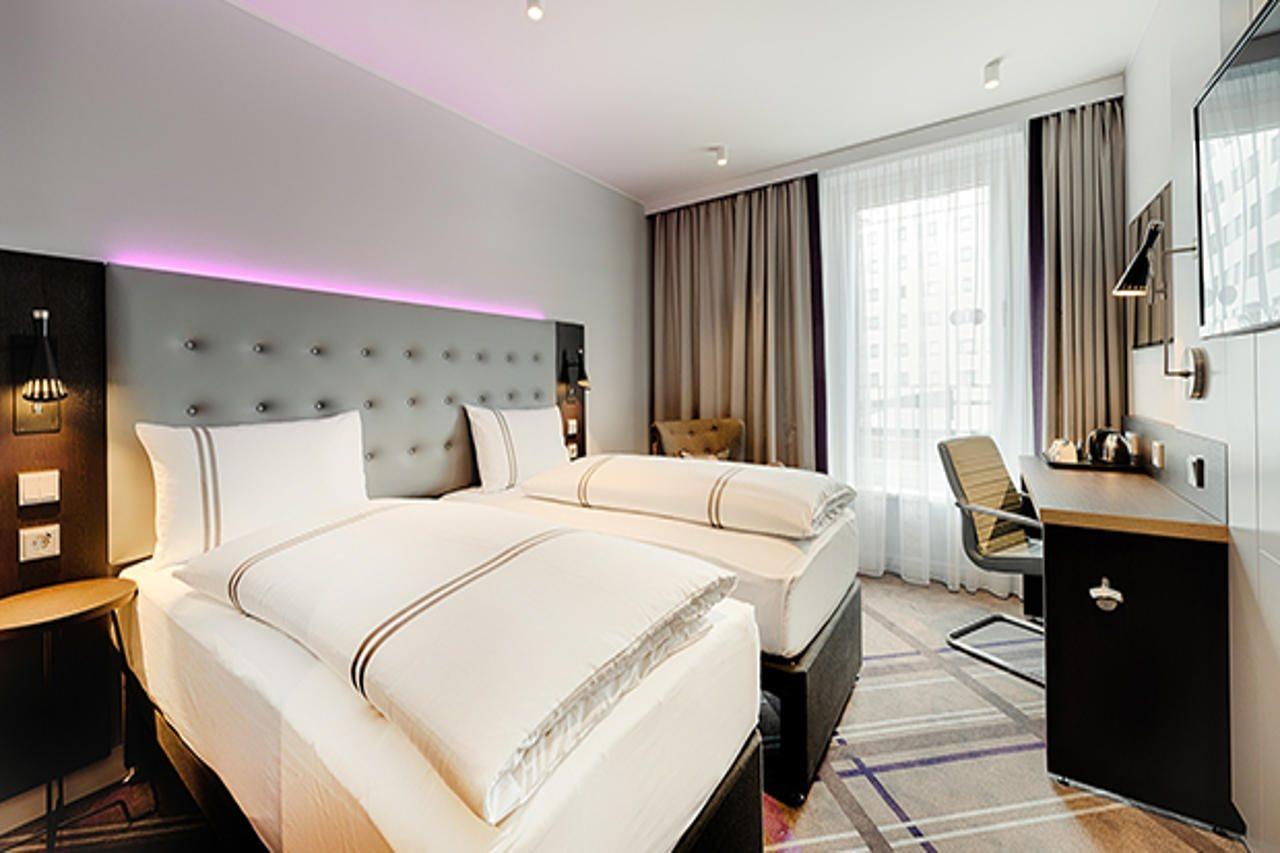 Premier Inn Hamburg City Klostertor Εξωτερικό φωτογραφία