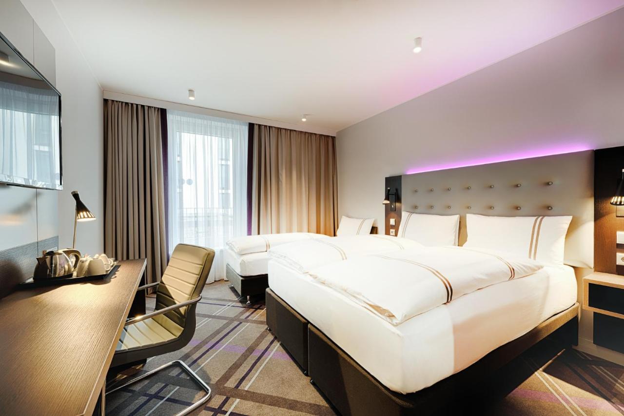 Premier Inn Hamburg City Klostertor Εξωτερικό φωτογραφία